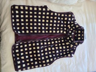 ​NWT Checkered Sherpa Fleece Vest - Size Small - Burgundy & Cream Grid