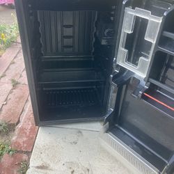 Mini Fridge 
