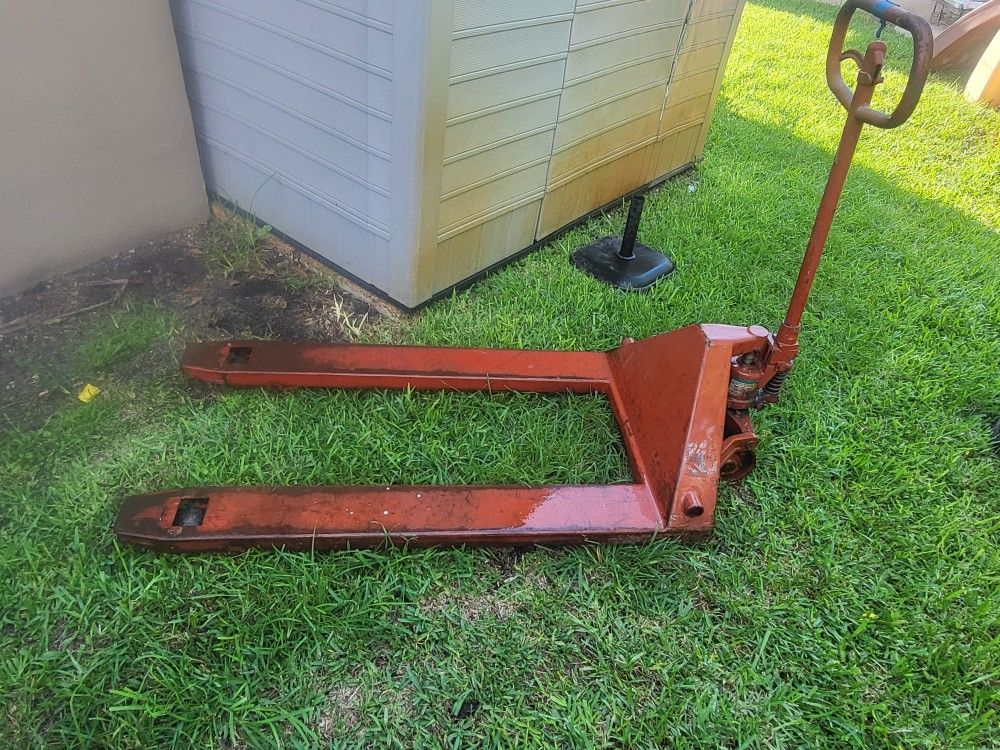 Pallets Jack for Sale in Miami, FL OfferUp