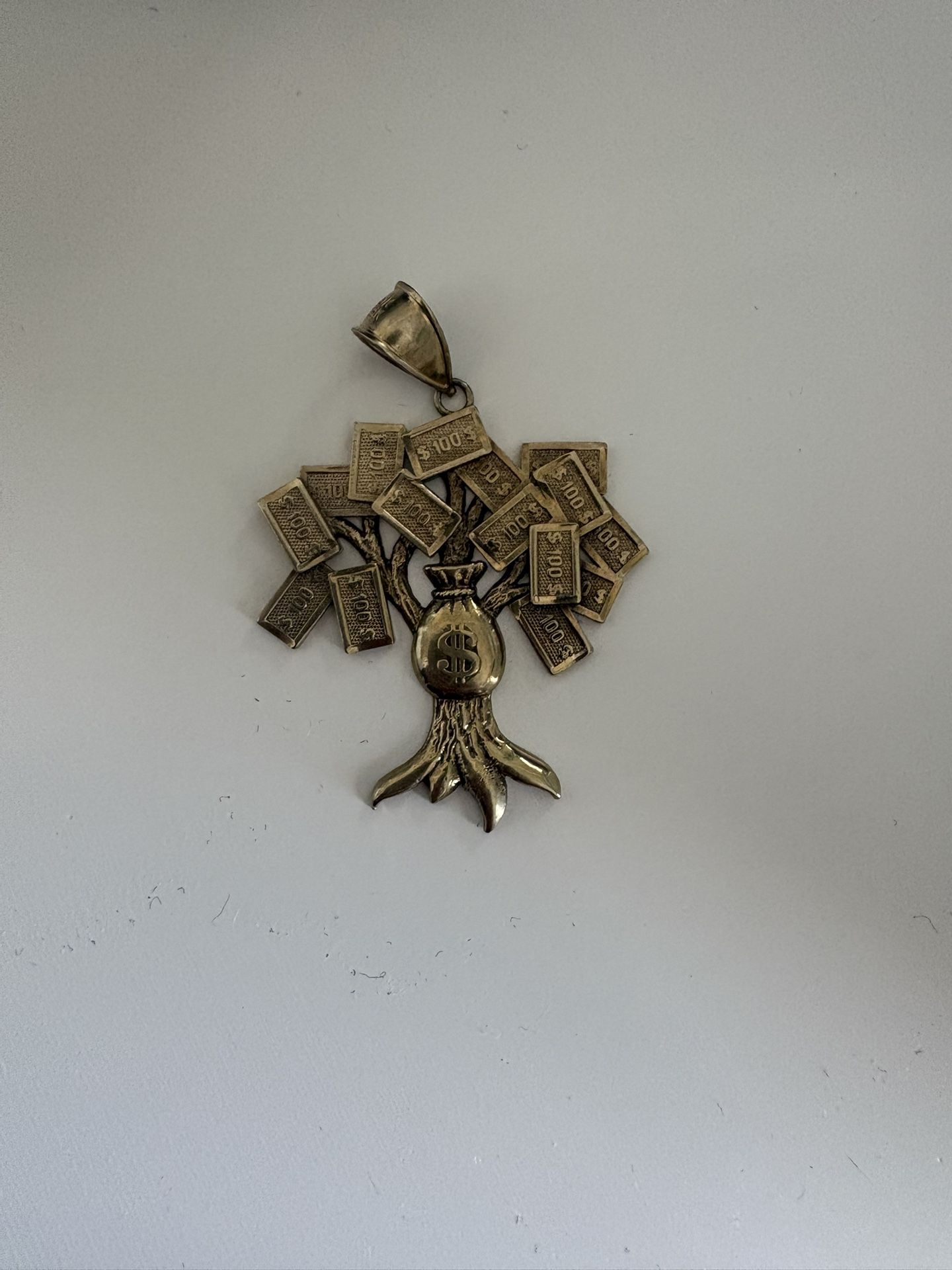 10k Money Tree pendant