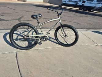 Beach cruiser like new $80