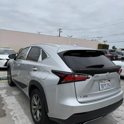 Lexus nx200t sport SUV full option