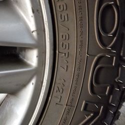 265/ 65/17 tire and rim