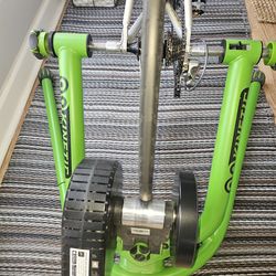 Kinetic road Bicycle Trainer