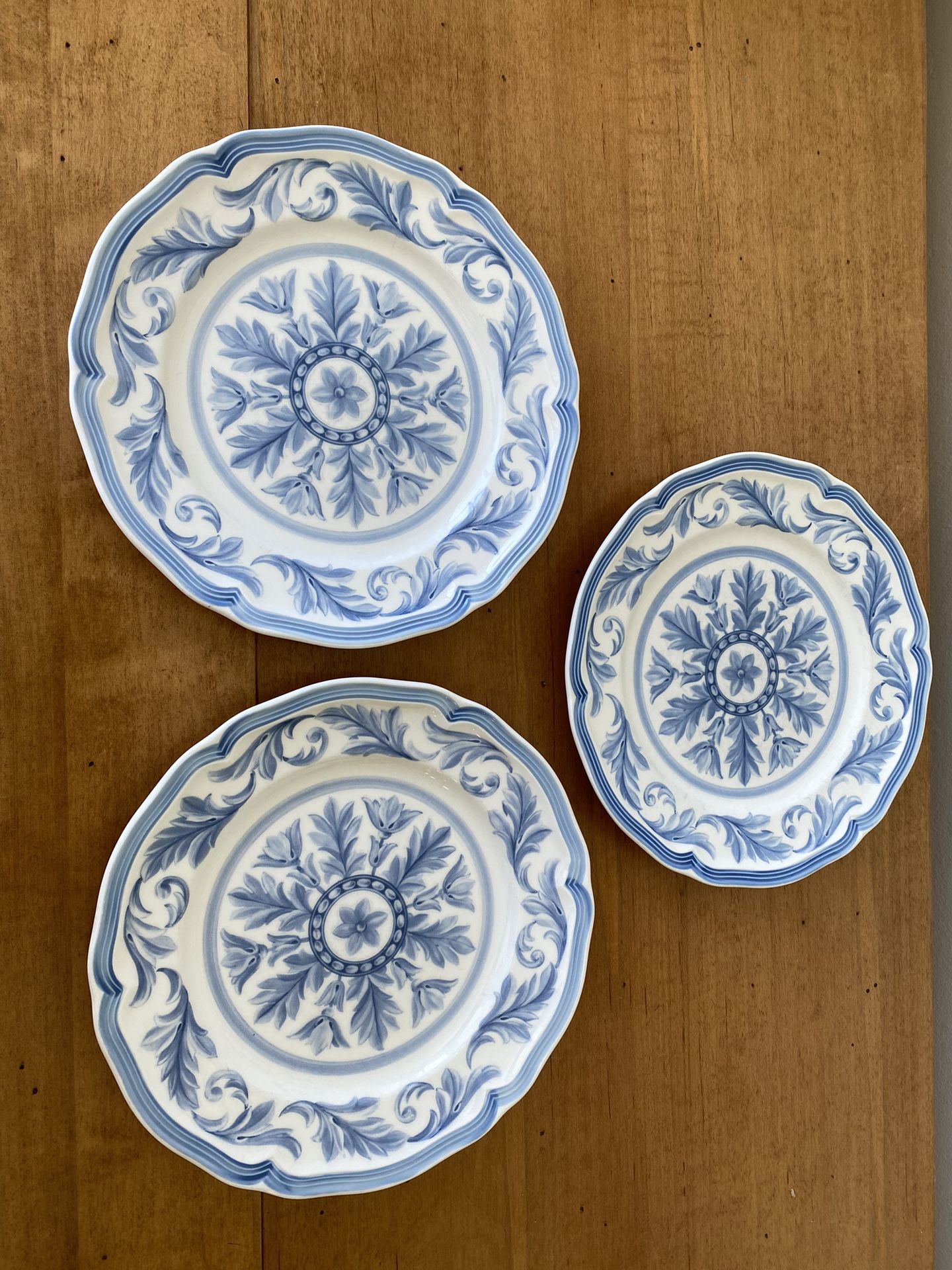 3 Salad Plates, Villeroy & Boch Casa Azul