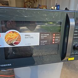 Toshiba 6 In 1 Microwave