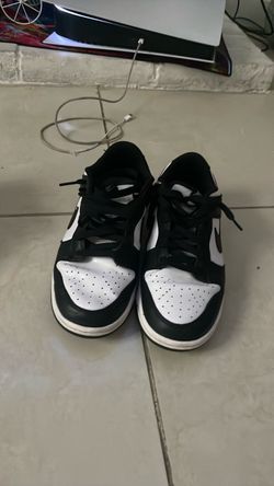 Panda Dunks size 8
