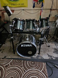 7 pc Tama drumset