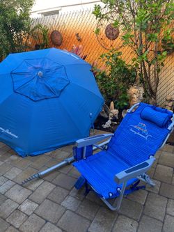 Beach chair/umbrella combo