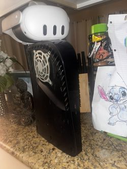 Selling Ps5 For 300 ( Vr For 300 ) 