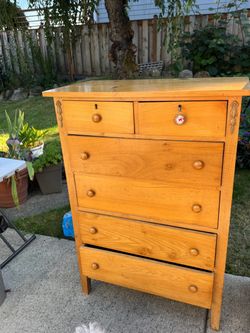 Dresser