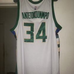 Nba Antetokounmpo  Jersey Size XL 