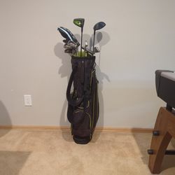 Full Set Of Mixed Golf Clubs