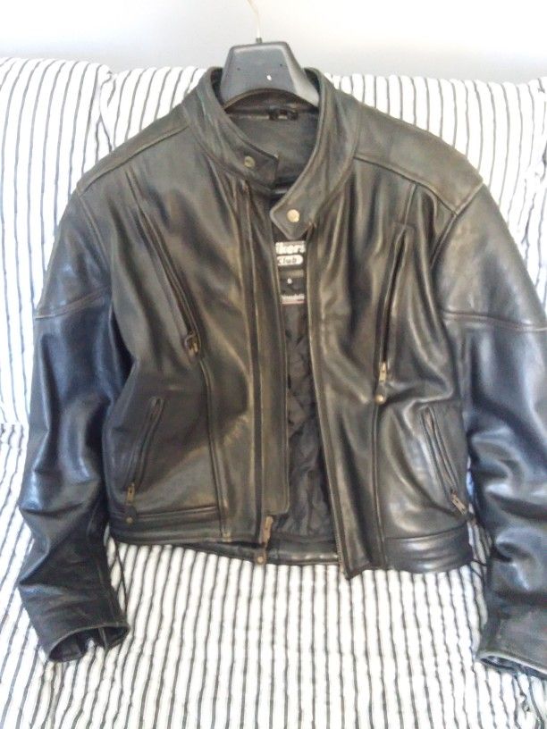 Biker Jacket Leather Zip Out Liner Reinforced Elbows Size Small