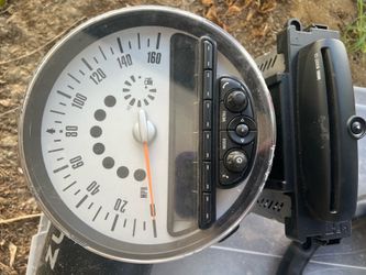2013 Mini Cooper radio
