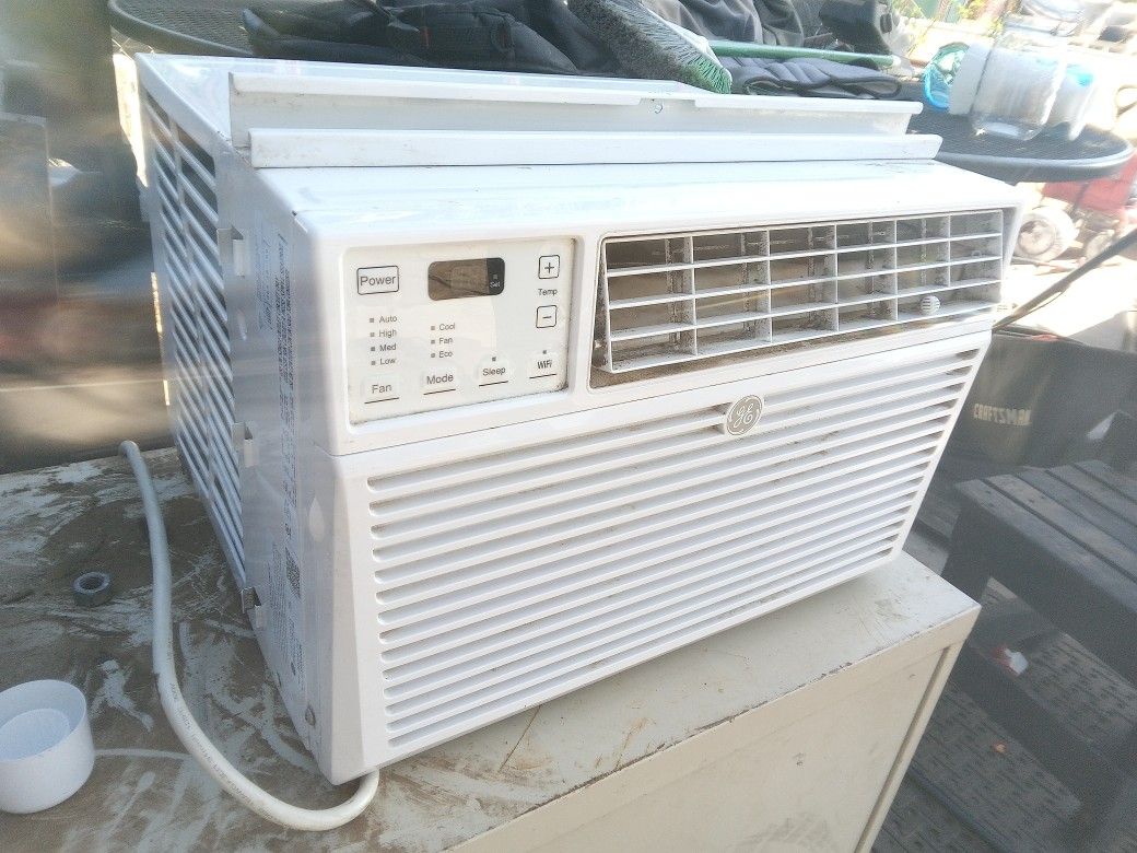 8050 BTU WINDOW A/C ONLY $150