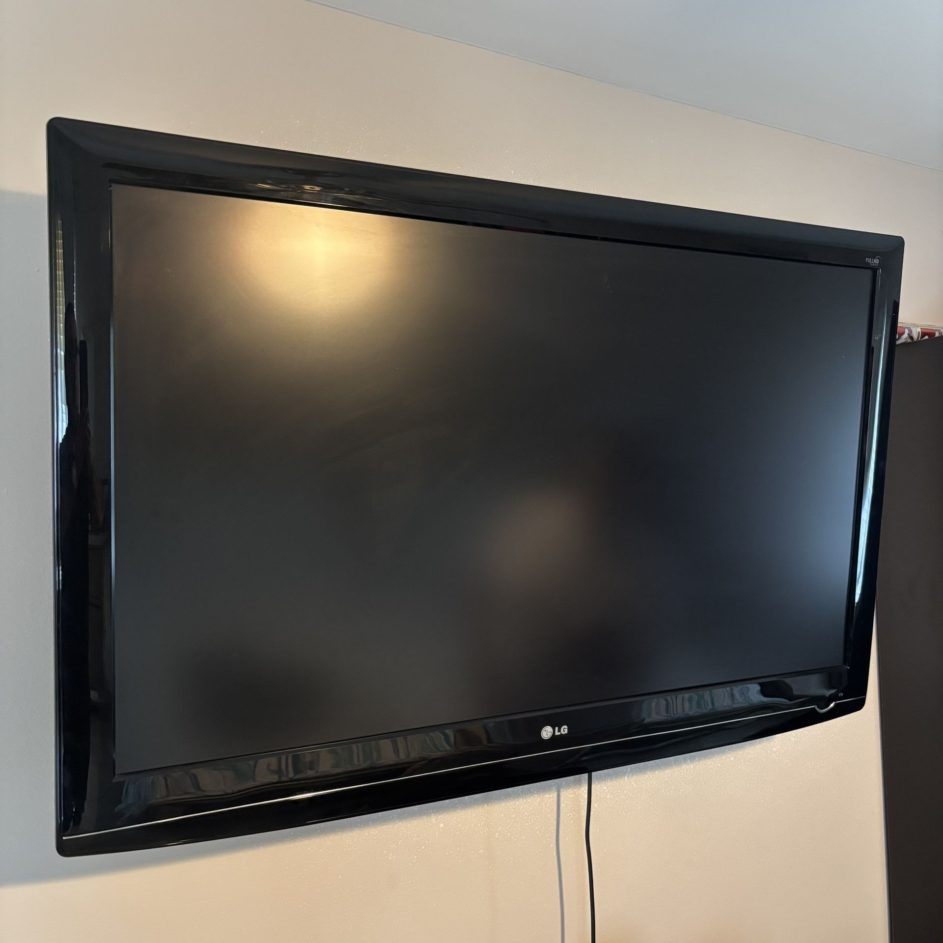 50’ LG TV with Original Remote 