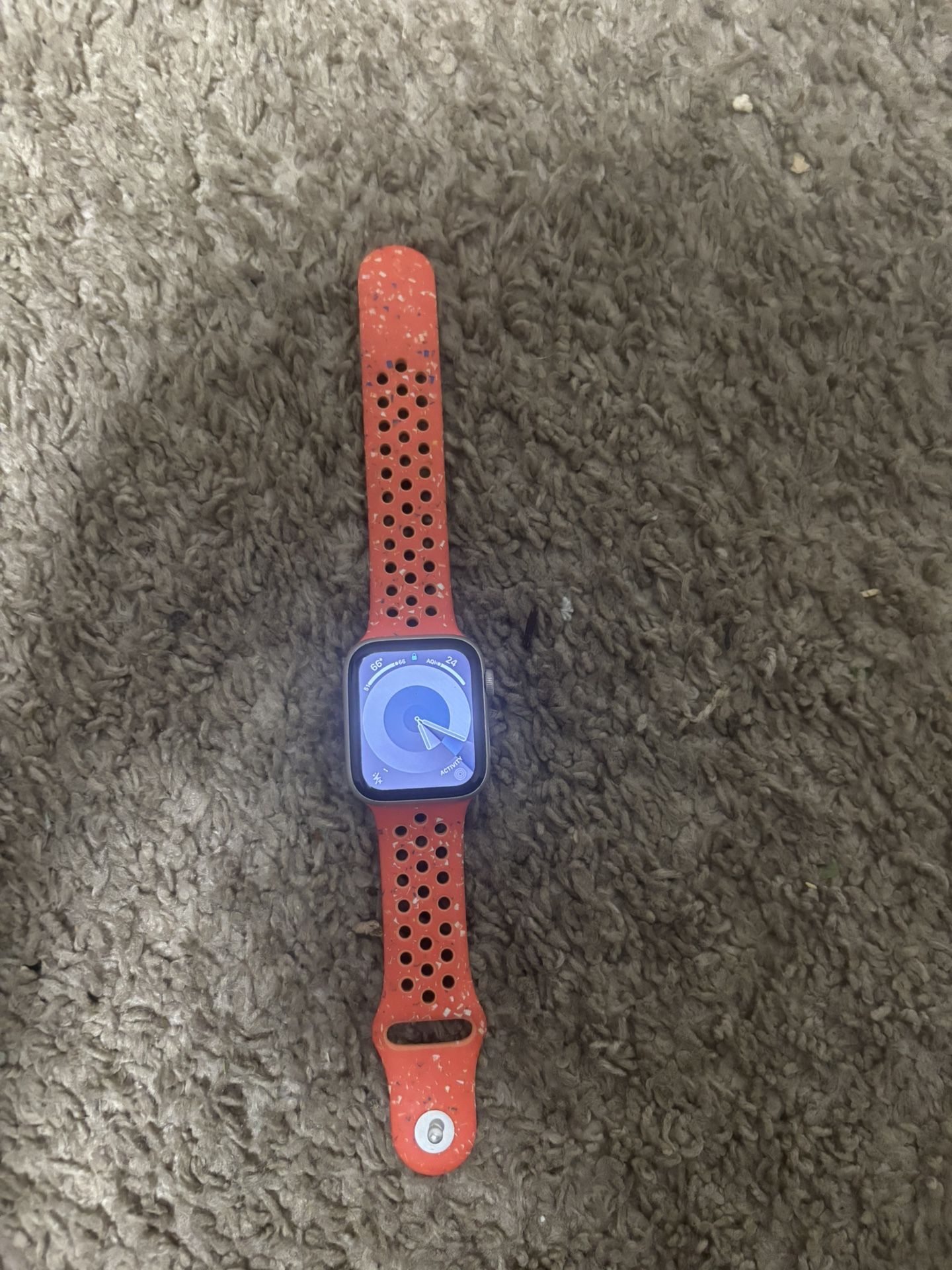Apple Watch Series SE 3 44mm Aluminum Case