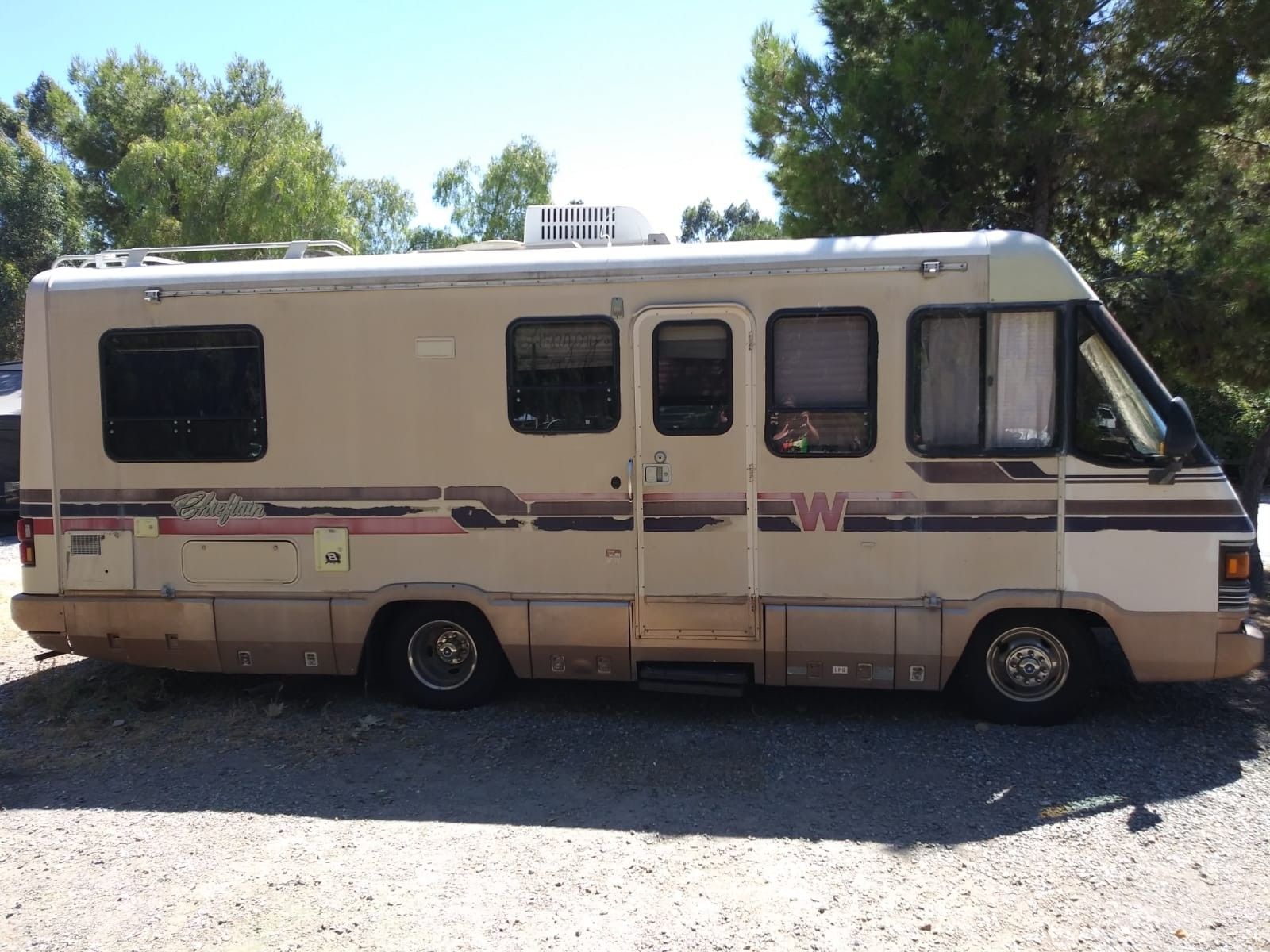 89 Winnebago Rv 1989 winnebago RV $1500 for Sale in Spring Valley, CA - OfferUp