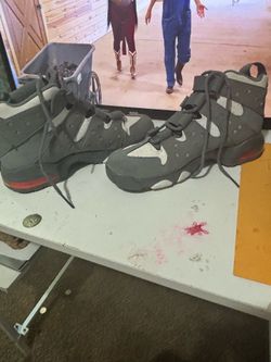 Charles Barkley 7.5 shoes