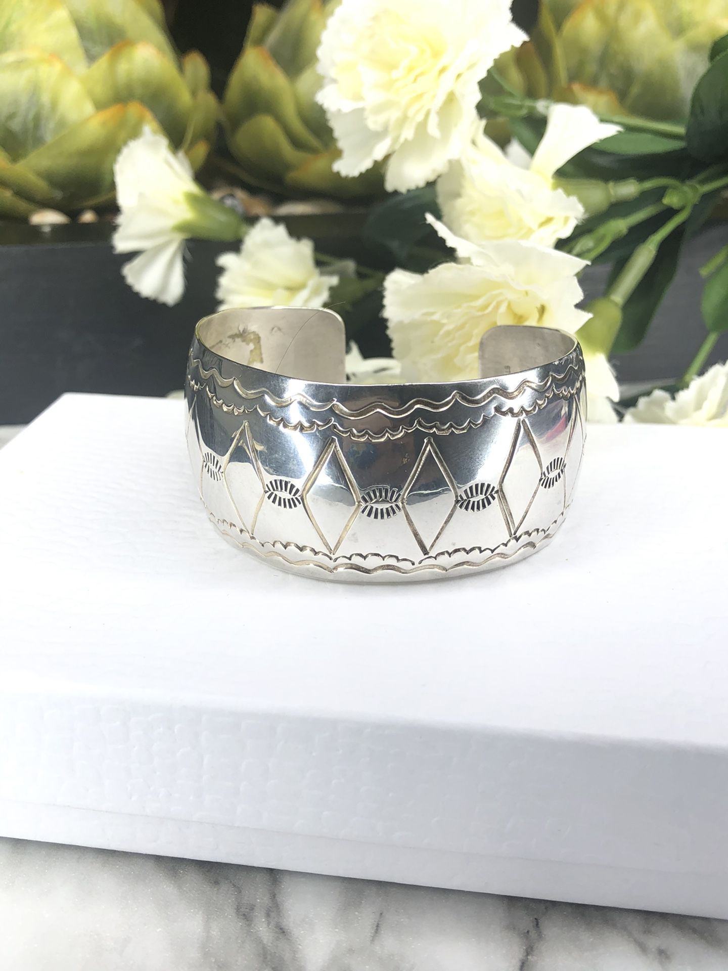 Herbert Tsosie navajo sterling silver 925 cuff bracelet