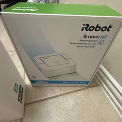 iRobot Braava jet 240 App Controlled Robot Mop - White