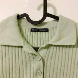 Brandy Melville Ribbed Lime Green Collared Crop Top for Sale in Los  Angeles, CA - OfferUp