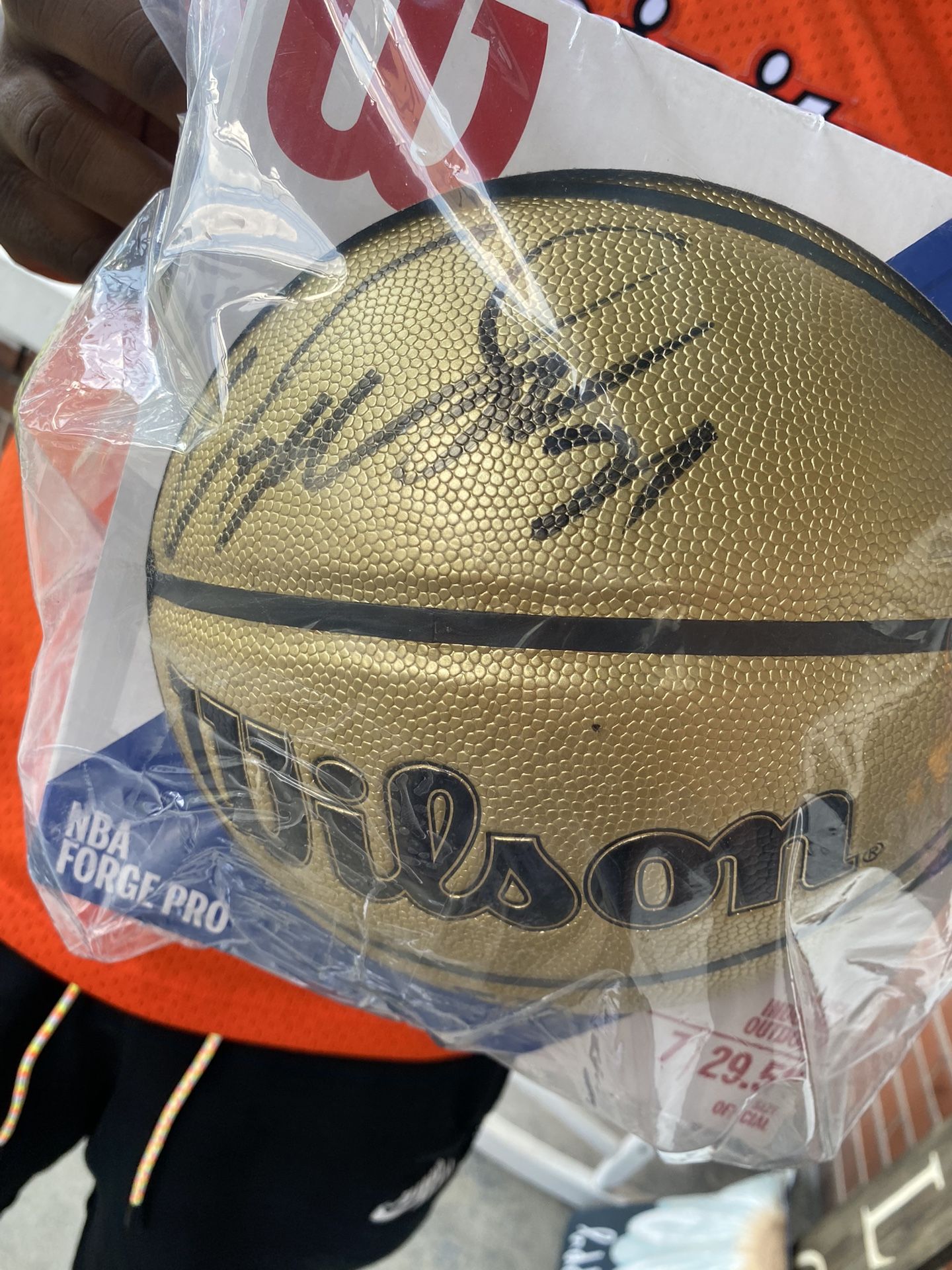 Dominique Wilkens Signed Basketball