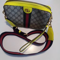 Gucci GG Monogram Small Crossbody Bag Beige 