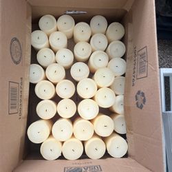 (36) Used Yummi Pillar Candles