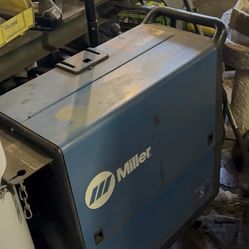 Miller Welder, Outboard Motor