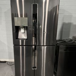 ❄️✨ Samsung 4-Door Refrigerator – Black Stainless ✨❄️