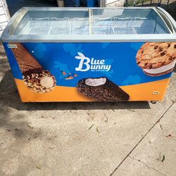 Commercial Ice Cream Freezer