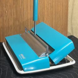 Vintage - Mid Century Modern - 1957 Space Age Atomic style Carpet Sweeper by Bissell Grand Rapids