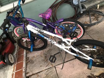 2 Kids Bikes 