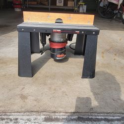 Router and Table with Guide