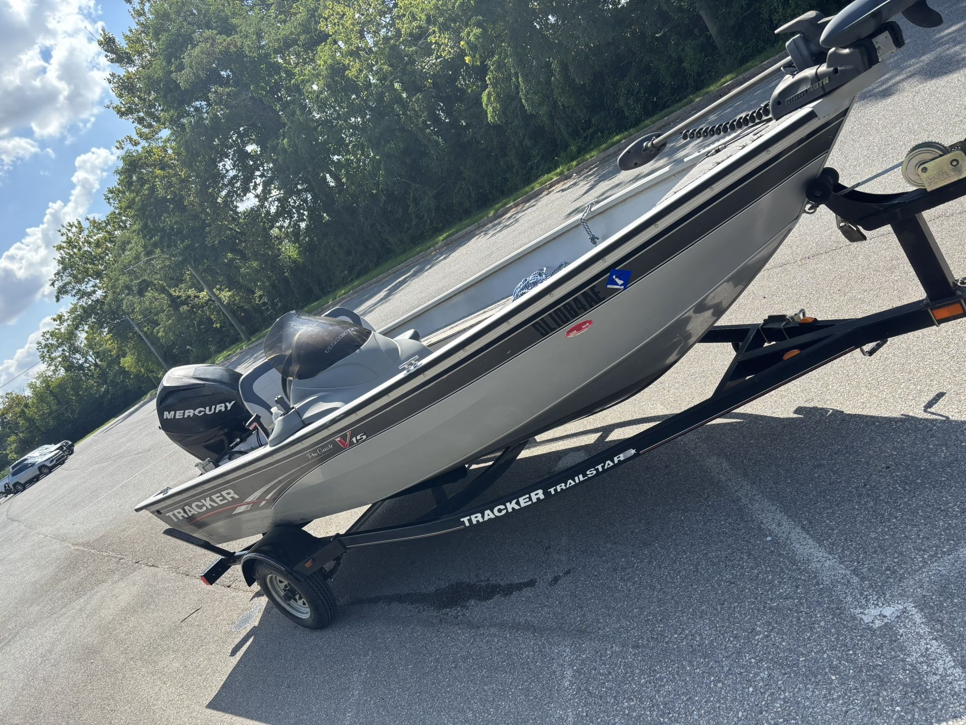 2009 Bass Tracker Boat