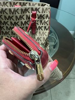 Michael Kors Satchel/Bag With Wallet