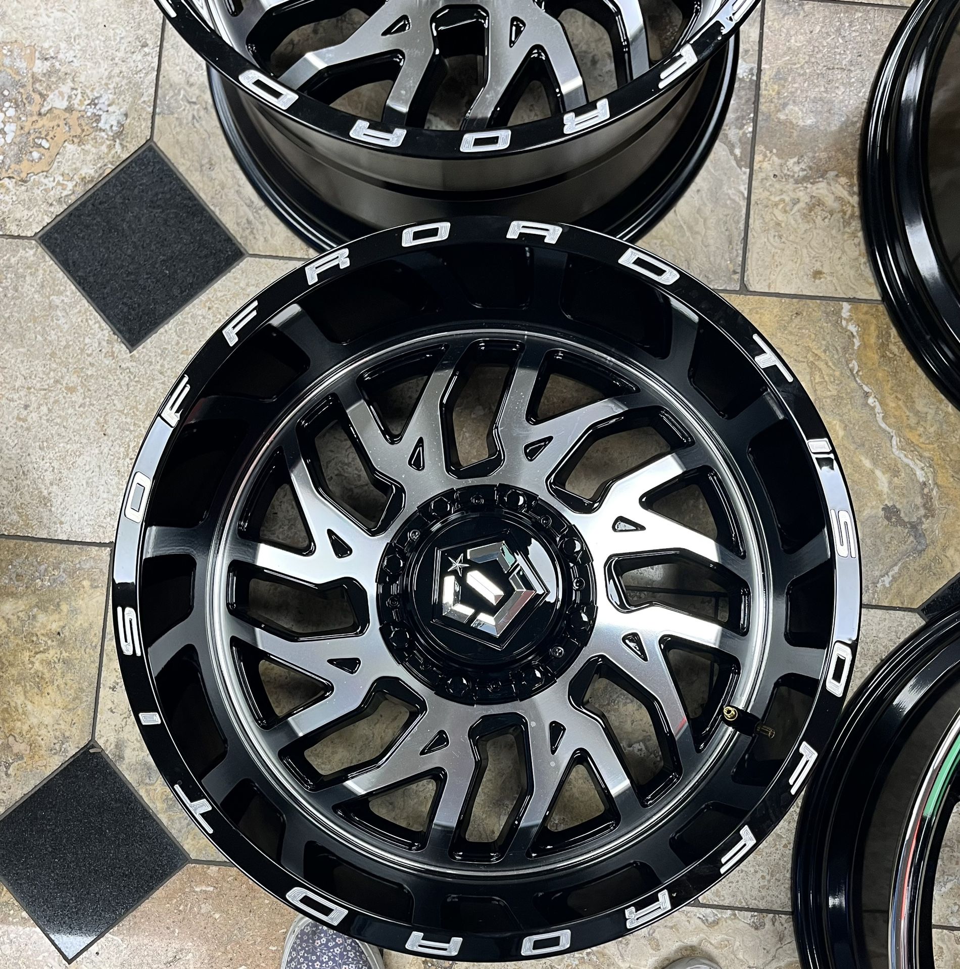 Set of 4 20x10 TIS Off Road Rims Black and Machine for Sale in Fort Myers, FL OfferUp