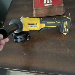 Dewalt Grinder Brushless 20v. $100 Firm Price Tool Only Pickup In Van Nuys 