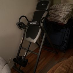 INNOVA Inversion Table