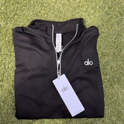 NEW UNISEX SEALED ALO YOGA SIZE SMALL ACCOLADE 1/4 ZIP PULLOVER BLACK