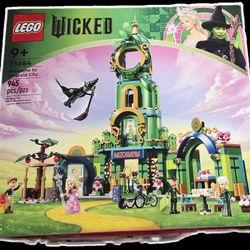 Lego Wicked Welcome To Emerald City 75684