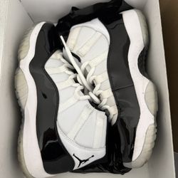 Air Jordan 11