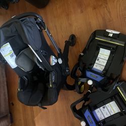 Doona Stroller With 2 Bases 