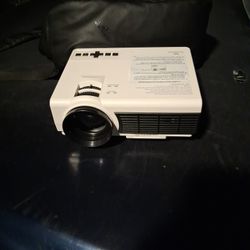 Vankyo PROJECTOR GREAT CONDITION 