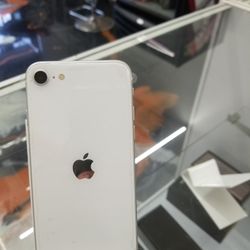 iPhone SE 2GEN FACTORY UNLOCK 