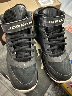 Jordan BCT Mid 3 “Bee Gees” – Size 6Y