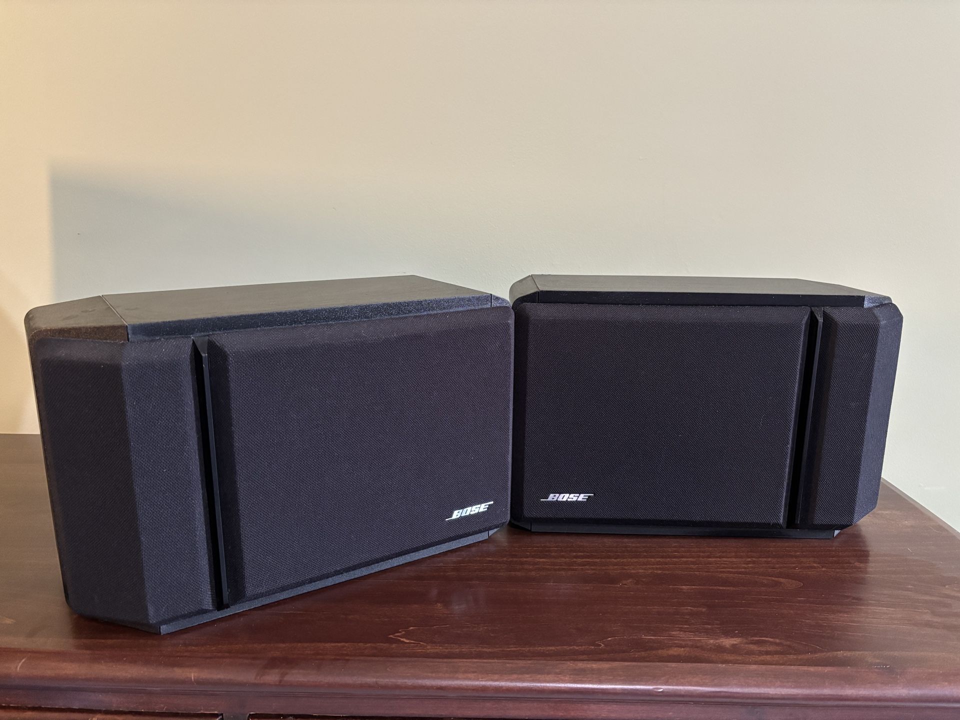 Bose 201 Series IV Speakers - Used