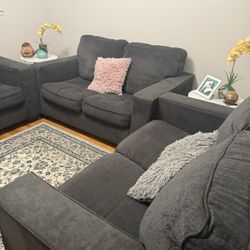 Ashley Furniture 4 Sofas With The Rug 